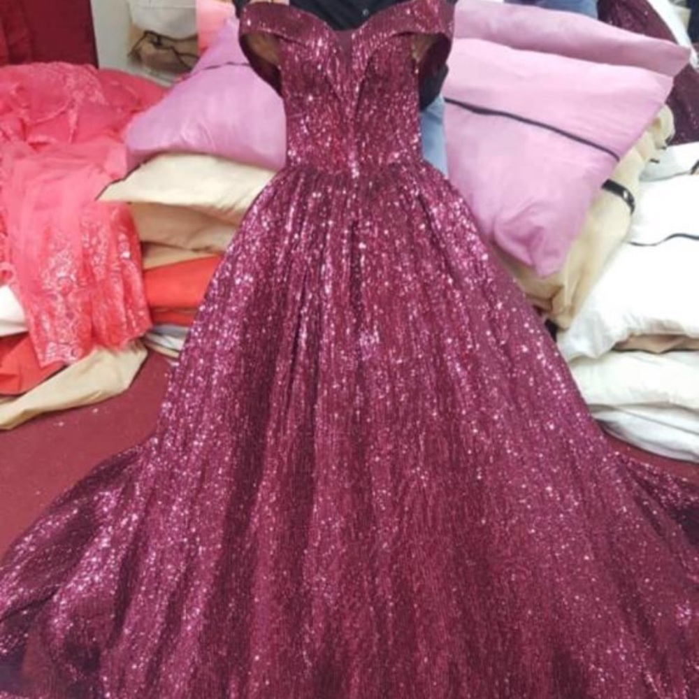 Puffy prom dress